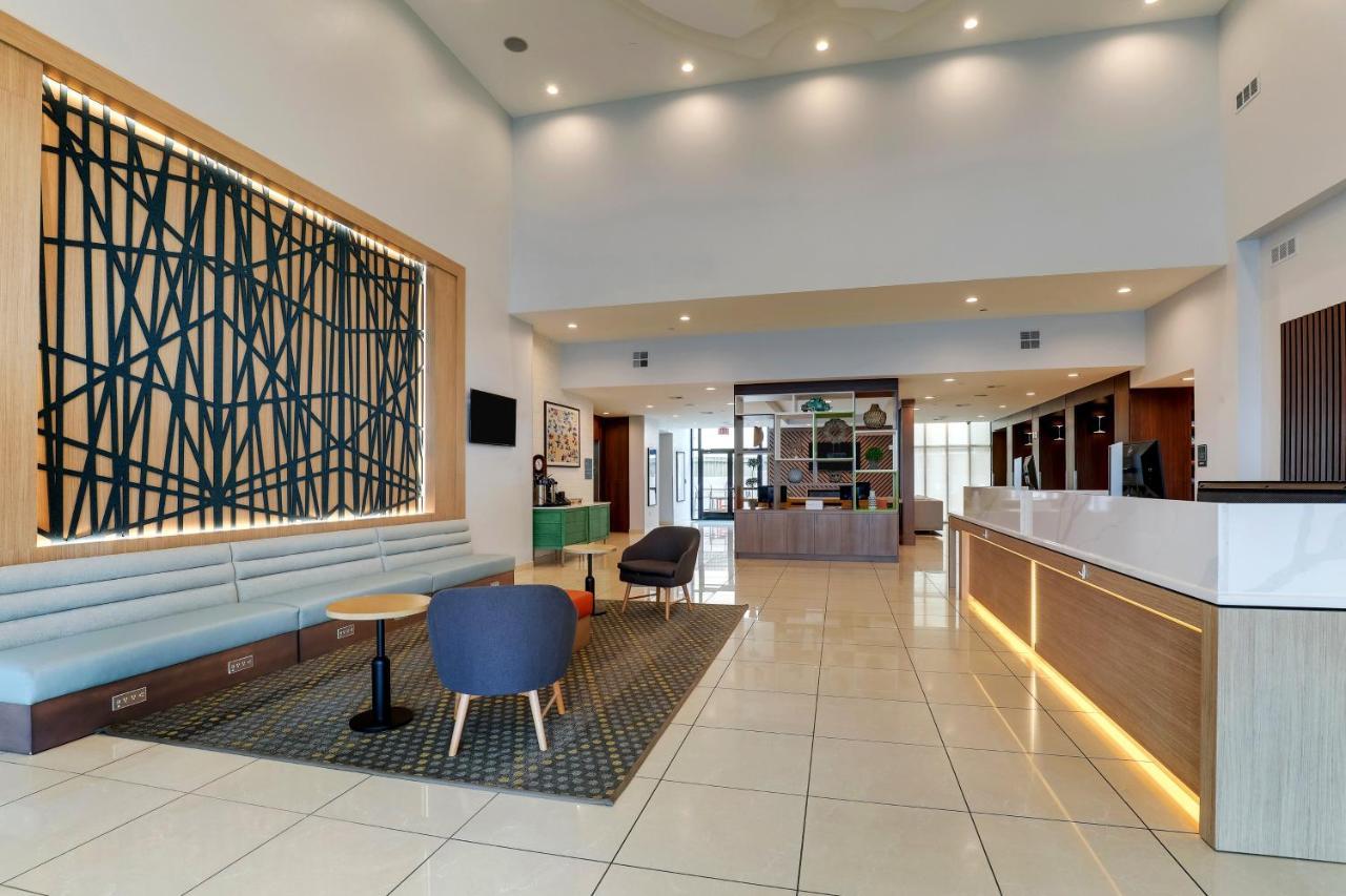 Holiday Inn Mobile Airport By Ihg Екстериор снимка